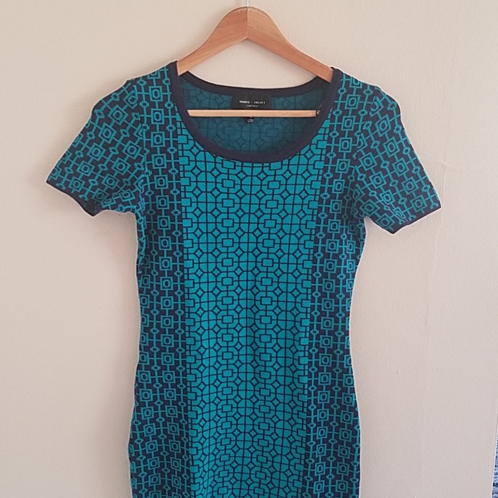 Knit Sweater Tunic Dress Size Small Short Sleeve